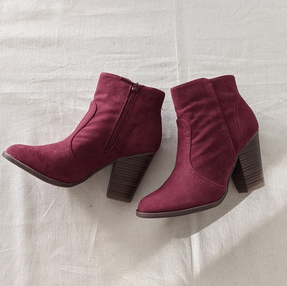 Shoes - Burgundy Western Boots Heather34